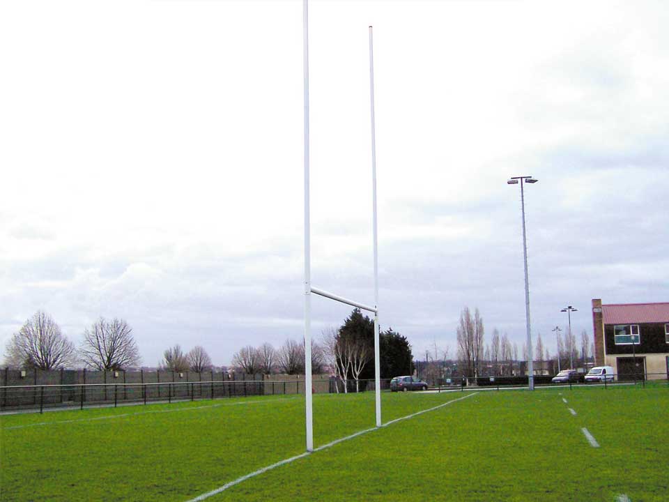 poteaux-de-rugby-en-aluminium-a-sceller-11m-de-hauteur-S20112