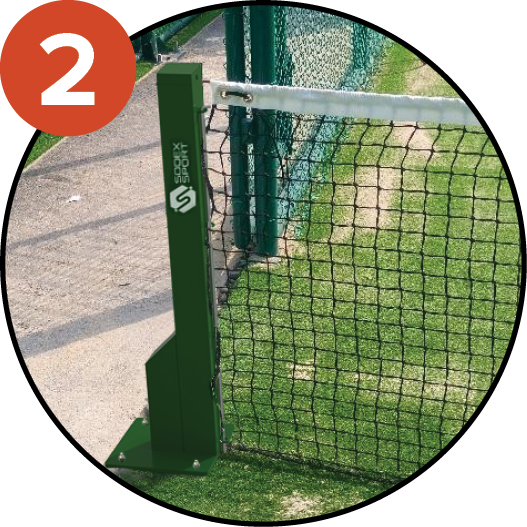 poteaux-de-pickleball-sur-platine-avec-treuil-interieur-en-acier-80-x-80-mm-2